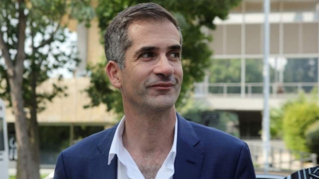 Ποια Κοσιώνη; Αυτή είναι η κούκλα πρώην σύζυγος του Κώστα Μπακογιάννη – Το διαζύγιο και τα τρία παιδιά (photos)