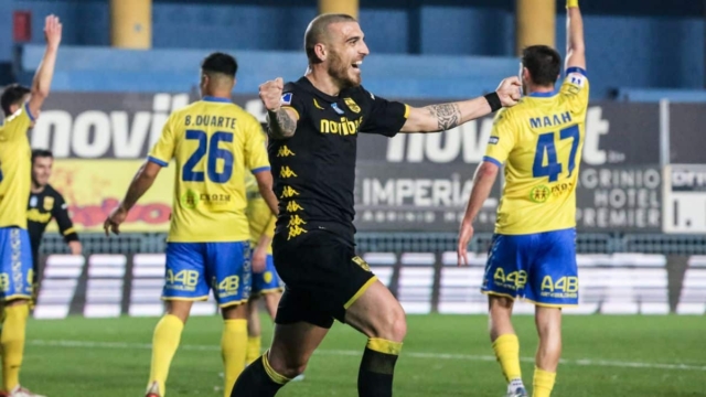 Παναιτωλικός – Άρης 0-1: Τρέχει για τελικό με γκολ του Βέλεθ