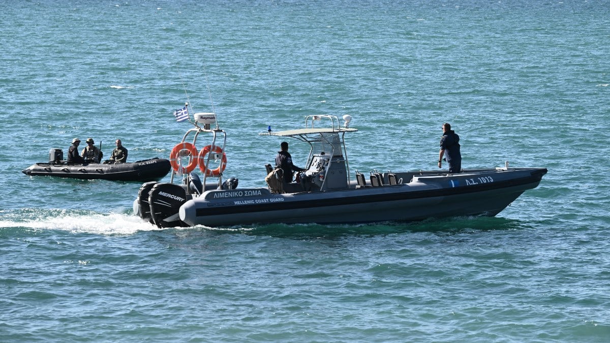 «Θρίλερ» στη Ρόδο: Ψαράς εντόπισε ακέφαλο πτώμα σε θαλάσσια περιοχή