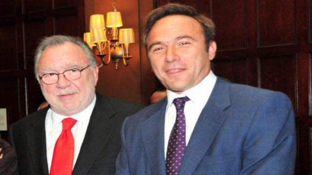 Επέστρεψε και το… ανακοίνωσε ο Σωκράτης Κόκκαλης – «Άσχημα νέα» για τον γιο του Πέτρο!