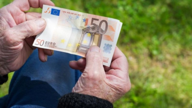 Δικαίωση για 1,5 εκατ. συνταξιούχους: Αναδρομικές αποδοχές για τις αντισυνταγματικές περικοπές που είχαν δεχτεί