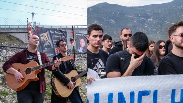 Τέμπη: Συγκινούν οι εικόνες με τους φοιτητές που απέτισαν φόρο τιμής στα θύματα της τραγωδίας