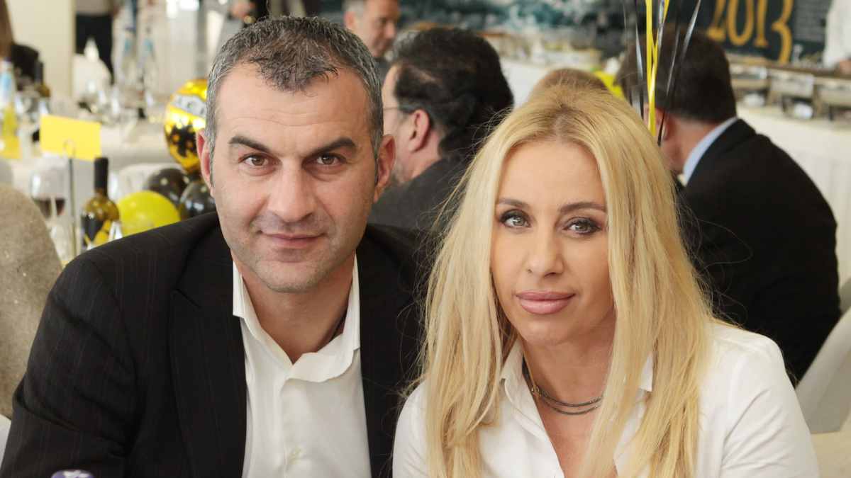 Καμαρώνει ο Τραϊανός Δέλλας: Αυτή είναι η 16χρονη κόρη που έχει αποκτήσει με τη Γωγώ Μαστροκώστα (photo)