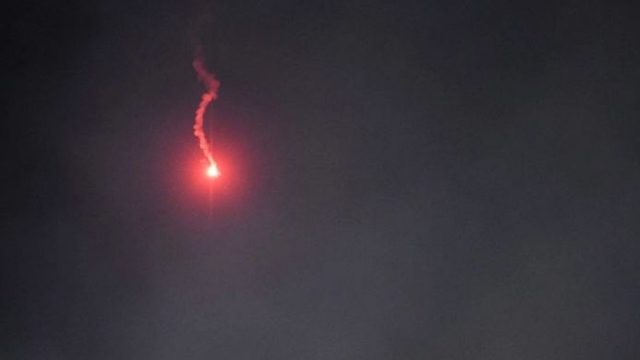 Βόλος: Φωτοβολίδα χτύπησε 62χρονο στα γεννητικά του όργανα