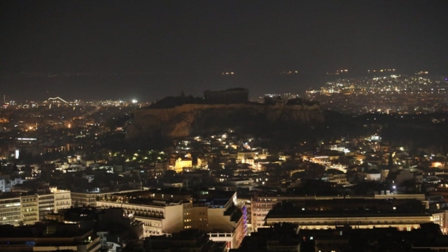 «Ώρα της Γης»το Σάββατο: Πόσο και πότε θα κλείσουμε τα φώτα – Συμμετέχει και η Προεδρία της Δημοκρατίας