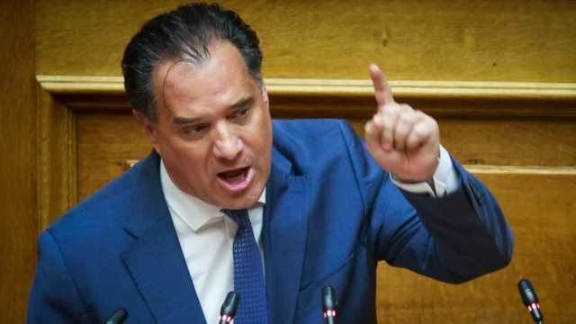 Άδωνις Γεωργιάδης για πρόταση μομφής: «Δεν είναι έγκλημα στα Τέμπη, δεν υπάρχει συγκάλυψη – Καμία ποινική ευθύνη, όλοι κλάψαμε τα παιδιά» (video)