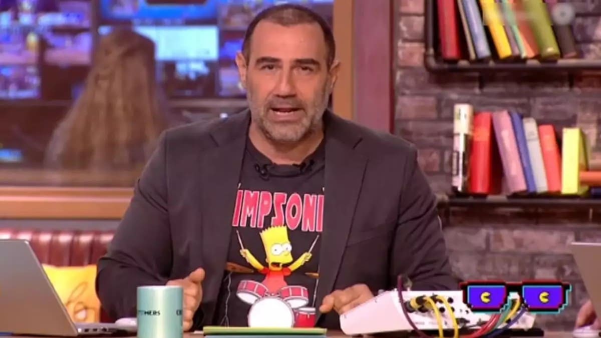 «Τράνταξε» το πλατό ο Αντώνης Κανάκης: «Σε πιάνει μπόχα και αηδία…»