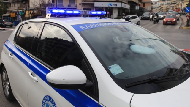 Συναγερμός στην Κυψέλη: Επίθεση 19χρονου με σφυρί και μαχαίρι σε σχολείο της περιοχής!