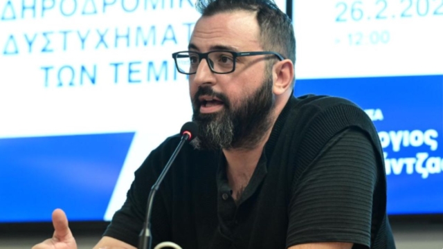 Τραγωδία στα Τέμπη: Ο αδερφός του αδικοχαμένου Βάιου Βλάχου ξεσκεπάζει Μαρινάκη για το μπάζωμα
