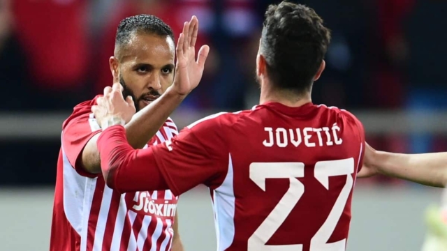 Super League: «Καβάλησε» τον αιώνιο και μπαίνει στα play offs για την κούπα ο Ολυμπιακός
