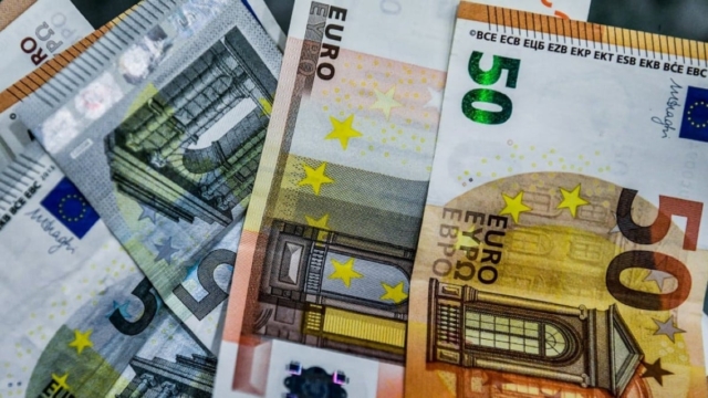 Έρχεται το Δώρο Πάσχα: Πότε καταβάλλεται και πως υπολογίζεται (video)