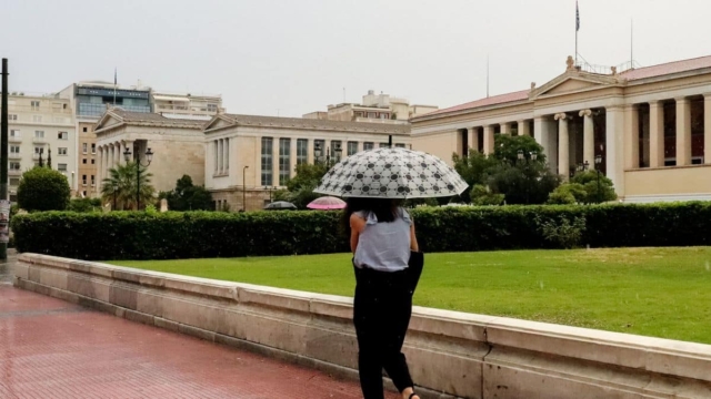 Καιρός σήμερα 20/3: Βροχές και καταιγίδες σε όλη τη χώρα – Σε ποιες περιοχές θα ενταθούν τα φαινόμενα (video)