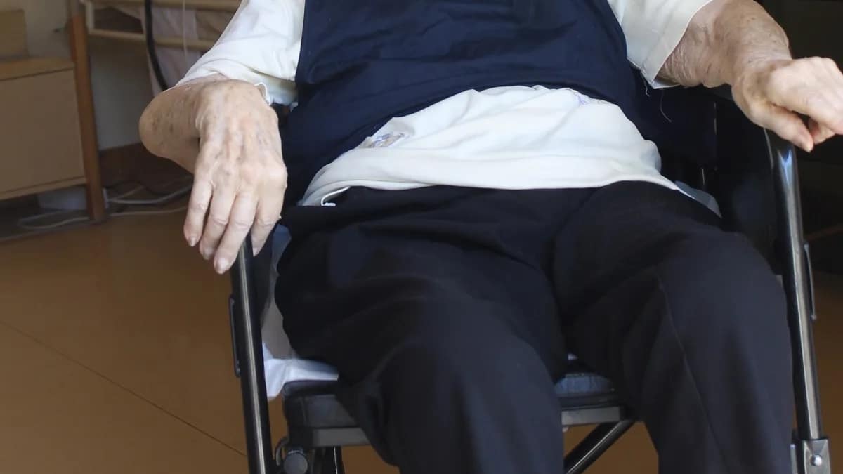 «Είχε πολυτάραχη ζωή και τώρα είναι μόνη στο γηροκομείο» – Η αποκάλυψη για πασίγνωστη Ελληνίδα ηθοποιό (video)