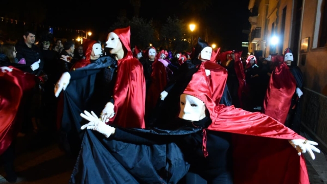 Η φωτογραφία της ημέρας: Έτοιμοι για… καρναβάλι;