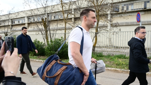 Η πρώτη κίνηση Κασσελάκη μετά τον στρατό – «Τέλος ο ΣΥΡΙΖΑ, φτιάχνει το κόμμα Τραμπ»