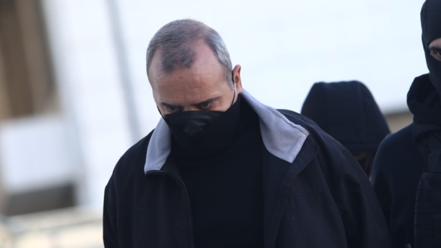 Καθηγήτρια του ΕΚΠΑ είπε όσα κανείς δεν τόλμησε για τον Ηλία Μίχο: «Δεν μπορώ πιο ξεκάθαρα να το πω, καλύπτει…» (video)