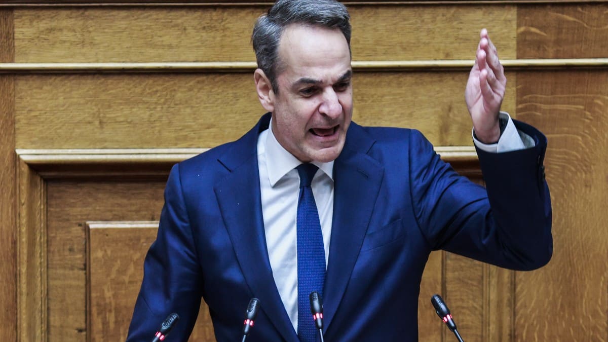 Μητσοτάκης από τη Βουλή: «Ουδέποτε δόθηκε καμία εντολή για συγκάλυψη – Στη μνήμη των θυμάτων θα διαλυθούν όλες οι υποψίες για τα Τέμπη» (video)