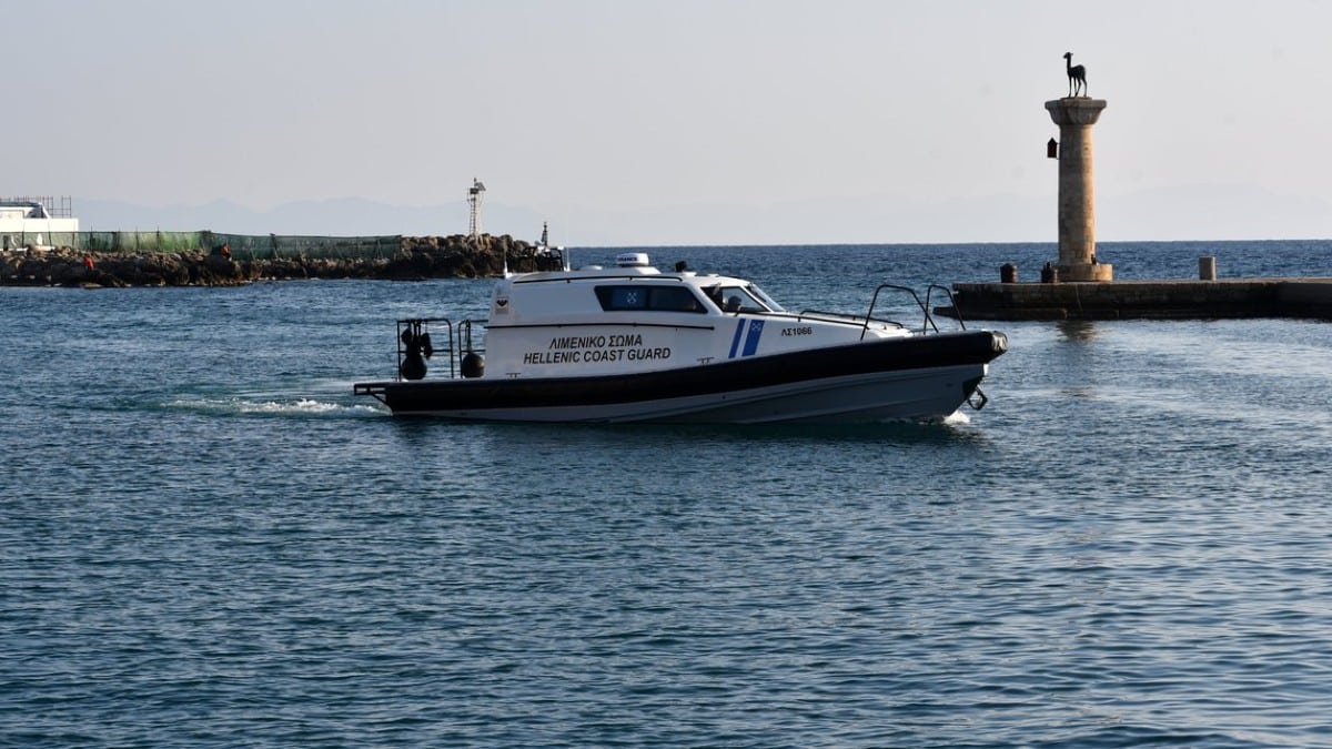 Συναγερμός στη Κυλλήνη: Ακυβέρνητο καράβι εξέπεμψε SOS