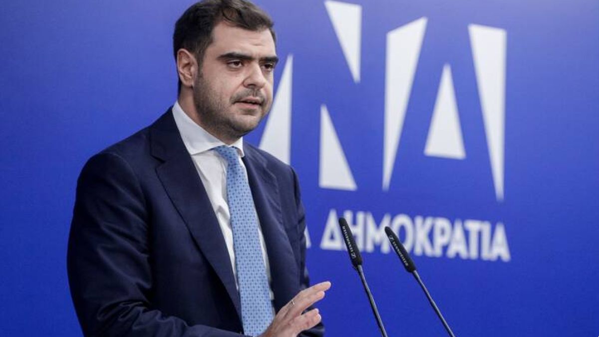 Τραγωδία στα Τέμπη: Ξέσπασε ο Παύλος Μαρινάκης – «Πολιτικές “βδέλλες” εκμεταλλεύονται συγγενείς θυμάτων για πολιτικά οφέλη»