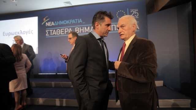 Μανώλης Μαυρομμάτης: Η κατάσταση της υγείας του μετά την αφύπνιση από την καταστολή – Συνεχίζει να παλεύει η σύζυγός του