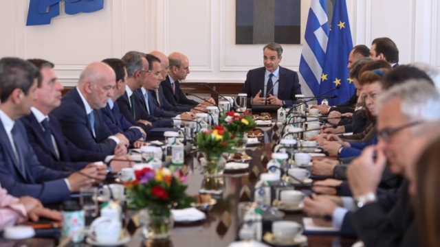 Παίρνει την απόφαση ο Κυριάκος Μητσοτάκης: Ετοιμάζεται σαρωτικός ανασχηματισμός μετά τις Ευρωεκλογές – Τα ονόματα που πλησιάζουν στο Μαξίμου