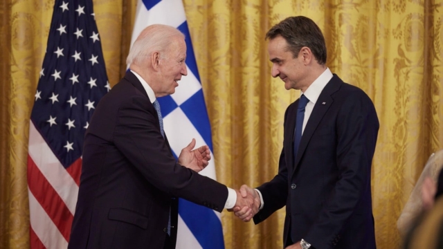 Μαρινάκης: Αναβάλλεται το ταξίδι του Κυριάκου Μητσοτάκη στις ΗΠΑ
