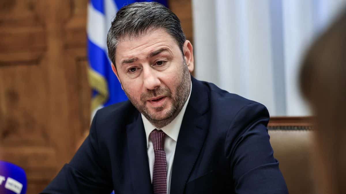 Οξεία διαμάχη στο ΠΑΣΟΚ – Σε τροχιά εξουσίας το κόμμα