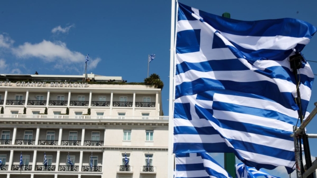 Παρέλαση 25ης Μαρτίου: Κλειστό το κέντρο της Αθήνας – Τι κυκλοφοριακές ρυθμίσεις ισχύουν για μετρό και τραμ