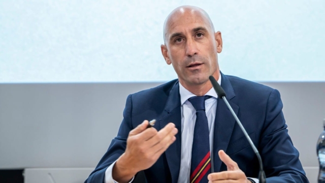 Ισπανία: Ο Λουίς Ρουμπιάλες βρίσκεται στη Δομινικανή Δημοκρατία και δεν μπορεί να συλληφθεί