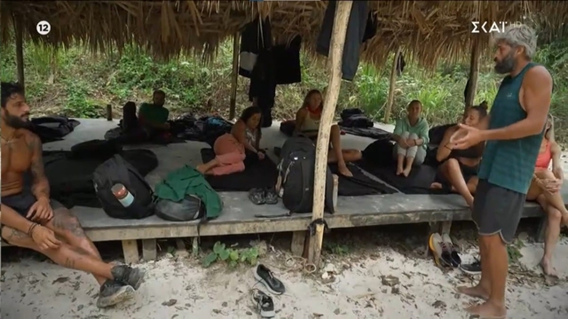 Survivor 2024 trailer 21/03: «Δεν μπορεί να γράφει στο κούτελό μου τη λέξη μ@@@κας» – Σε έξαλλη κατάσταση οι Κόκκινοι ζητούν αλλαγή από την παραγωγή μπροστά στον Λιανό