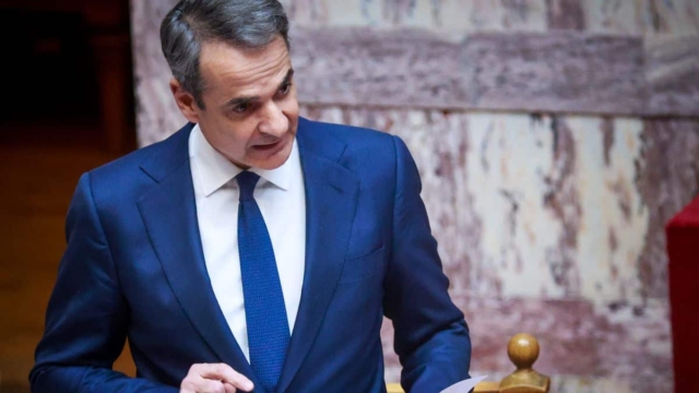 Πρόταση μομφής στη Βουλή: «Πυρά» Μητσοτάκη σε ΣΥΡΙΖΑ και ΠΑΣΟΚ – Τι άλλο θα πει σήμερα