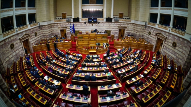 Η φωτογραφία της ημέρας: Ψάχνοντας από κάπου τη δικαίωση…