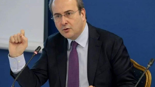 Κ. Χατζηδάκης:« Το ακίνητο δεν μπορεί να είναι κάτω από 120 τ.μ »