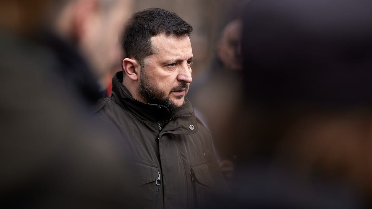 Πόλεμος στην Ουκρανία: Ρωσικές δυνάμεις επιτίθενται με πυραύλους στο Κίεβο- Κάηκε πολυκατοικία