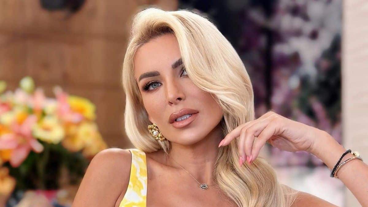 Απίστευτη η Κατερίνα Καινούργιου: Τους άφησε όλους κάγγελο με πρόταση on air – «Μας λείπεις» (video)