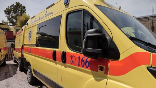 Τραγωδία στην Πάτρα: Πέθανε 46χρονος ενώ τα παιδιά του τον περίμεναν να τα πάει σχολείο