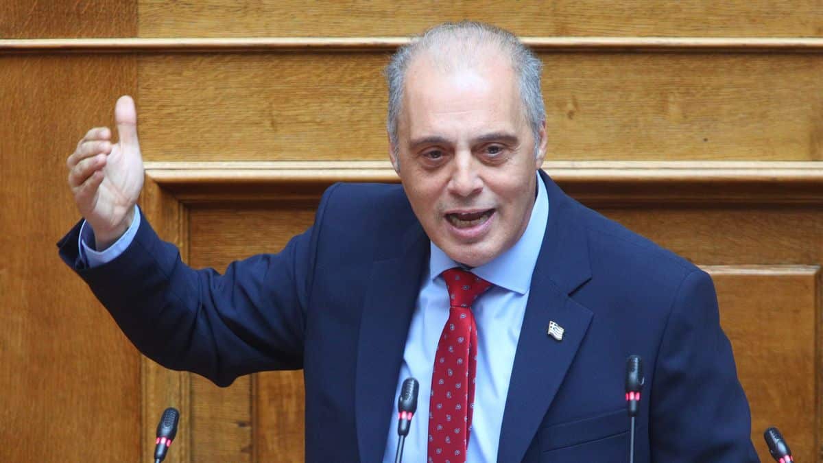 Άρση ασυλίας για τον Κυριάκο Βελόπουλο – Υπερψηφίστηκε η απόφαση με 258 «ναι»