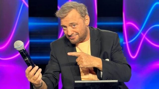 Τέλος ο Χρήστος Φερεντίνος στον ΣΚΑΪ – Πασίγνωστος παρουσιαστής ο αντικαταστάτης
