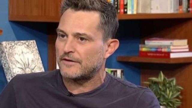 Γιώργος Καραμίχος: «Στο δωμάτιό μου έχω και τον Άγιο Γεώργιο και τον Βούδα»