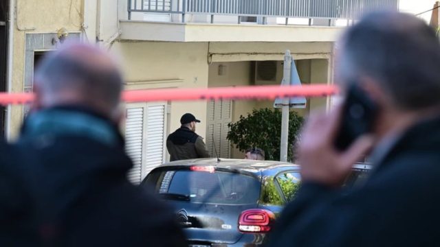 Ανατροπή στην Ηλιούπολη: Η μητέρα μπορεί να ήταν νεκρή μια βδομάδα, σύμφωνα με τον ιατροδικαστή
