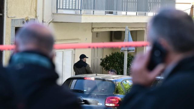 Θρίλερ στην Ηλιούπολη: Βρέθηκε αποτύπωμα του 36χρονου στη σκανδάλη της καραμπίνας – Επιβεβαιώνεται το σενάριο του φόνου της μητέρας του