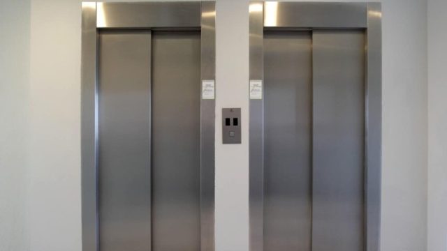 Φρίκη στο Ηράκλειο: Εντοπίστηκε νεκρός άνδρας-  Έπεσε από ύψος πέντε μέτρων σε φρεάτιο ασανσέρ