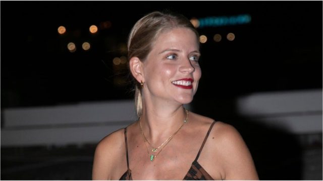 Η Δανάη Μιχαλάκη ξεσπά: «Αν κάποιος πασχίζει για να το κρατήσει κρυφό, γιατί επιμένεις να το βγάλεις;» (video)