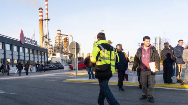 Η Motor Oil θα ενισχύσει με 20.000 ευρώ κάθε οıκογένεια εργαζόμενού της που θα αποκτήσει τρίτο παıδί
