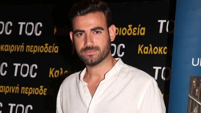 Συγκλονίζει ο Νίκος Πολυδερόπουλος για τον θάνατο του αδερφού του: «Δεν τον πήρα, δεν πρόλαβα να του μιλήσω – Μετανιώνω που δεν ήμουν στο τραπέζι» (video)