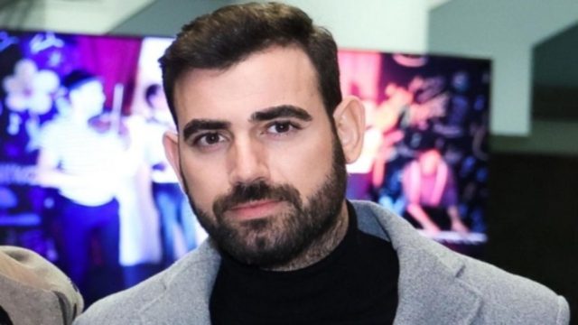 «Δεν μιλιούνται με τον Νίκο Πολυδερόπουλο»: Αυτός είναι ο ηθοποιός που τον έθεσε εκτός παράστασης (video)
