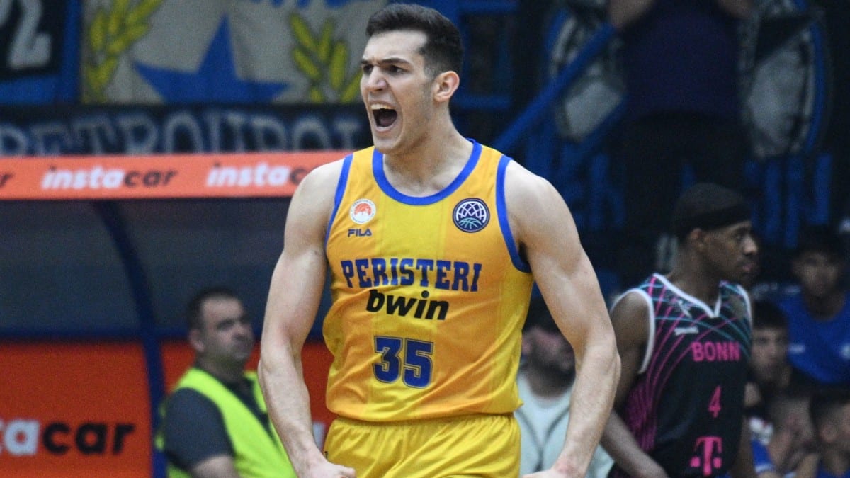 Basketball Champions League: «Κατάπιε» τη Βόννη στο Περιστέρι και πάει βλέπει Final-4 μέσω Γερμανίας (video)