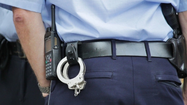 Κρήτη: 42χρονος σε αμοκ επιτέθηκε στον φίλο του με κουζινομάχαιρο – Στο νοσοκομείο ο 35χρονος