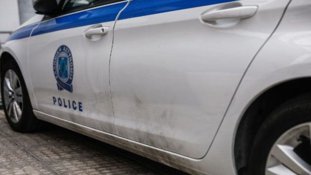 Καρέ καρέ η δράση της άγουρης συμμορίας που «άδειαζε» καταστήματα στην Αττική – Βίντεο ντοκουμέντο με τη δράση τους