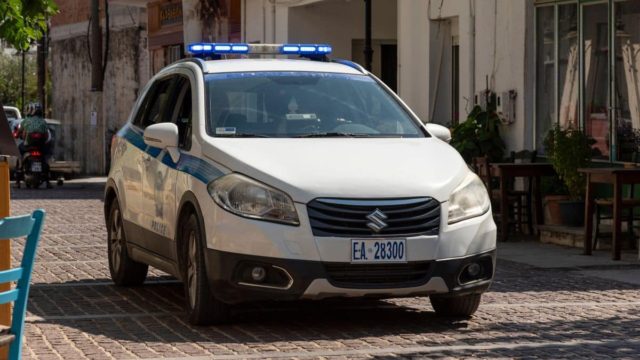 Βαρυποινίτης, που κυκλοφορούσε ελεύθερος, λήστευε στην Αθήνα και διακινούσε ναρκωτικά στη Χαλκίδα!